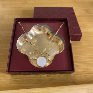 NIB Tahari Gold Tone Necklace Mother of Pearl Clover Charm Initial "S" Gift